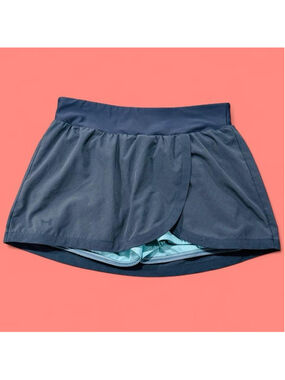 Under Armour Athletic Skort M Gray Tennis Running Pickleball Golf Skirt EUC